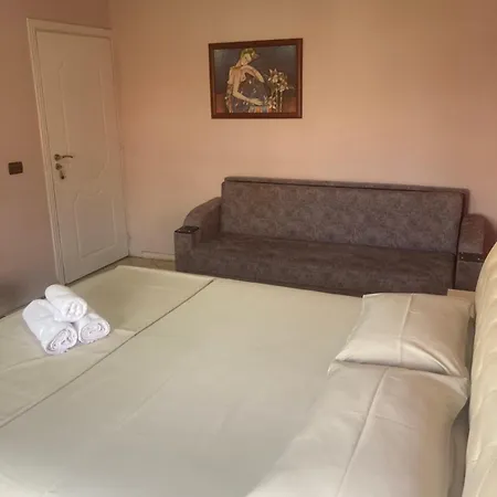 Level 2 Spot Δωμάτια σε οικογενειακή κατοικία